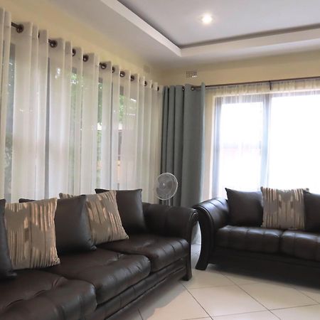 Art Lodges Harare Bagian luar foto