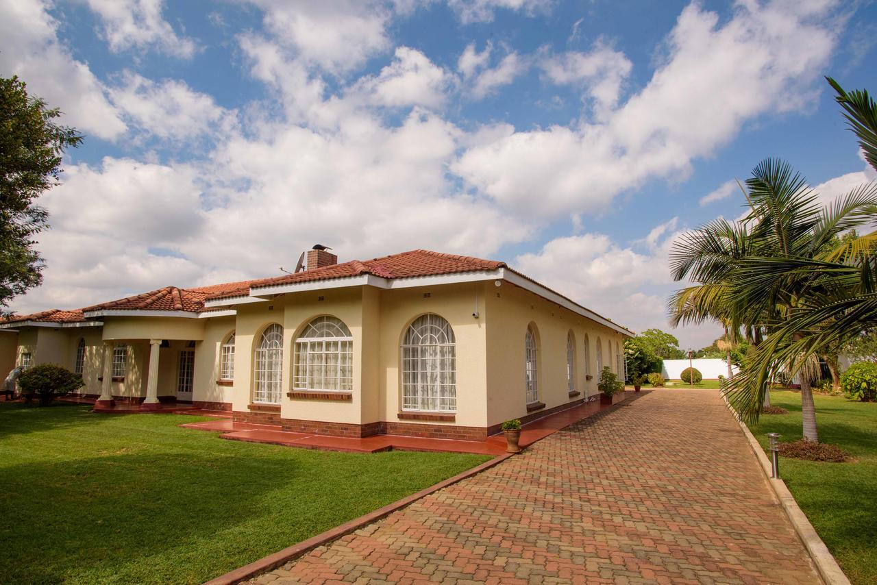 Art Lodges Harare Bagian luar foto