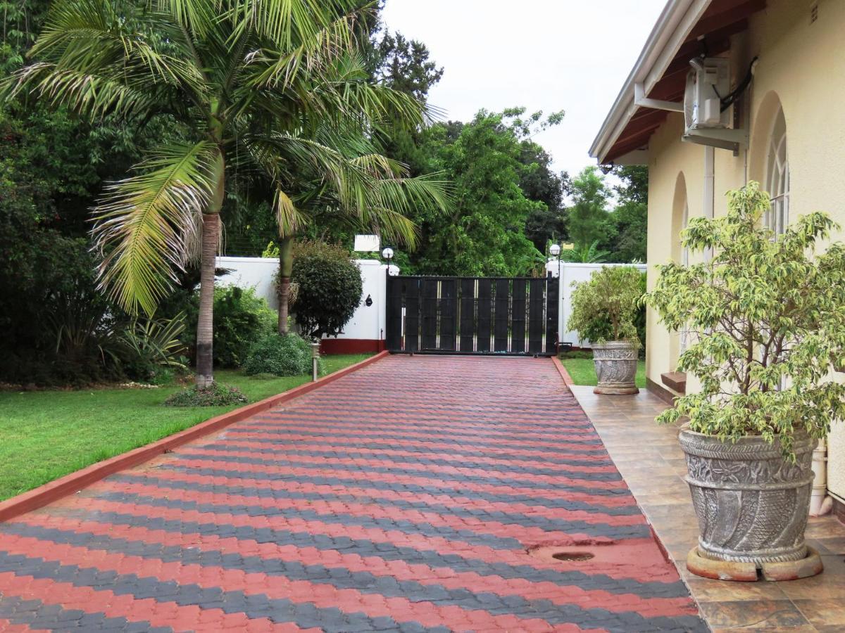 Art Lodges Harare Bagian luar foto